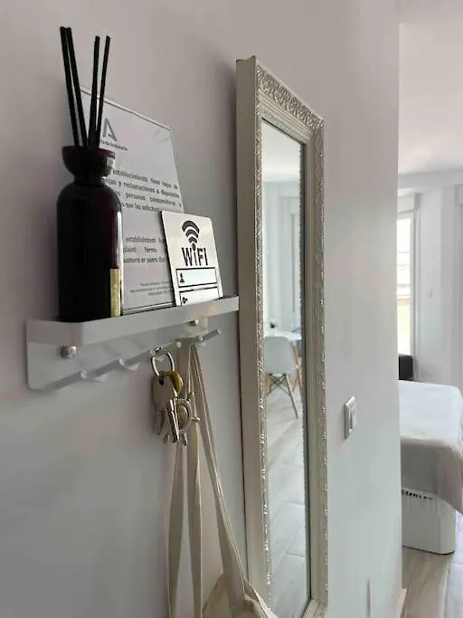 Estudio Oceanview Torre Del Mar Apartamento